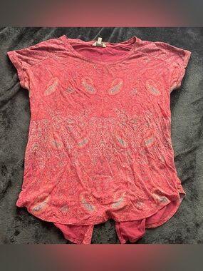 Lucky Brand Berry Red Paisley Short Sleeve Tee